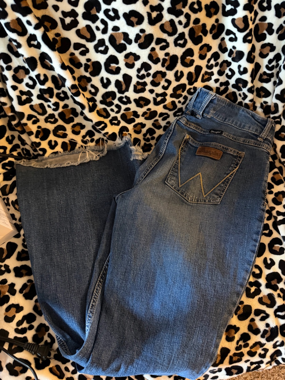 Wrangler Women's Mid-Blue Distressed Cropped Jeans
